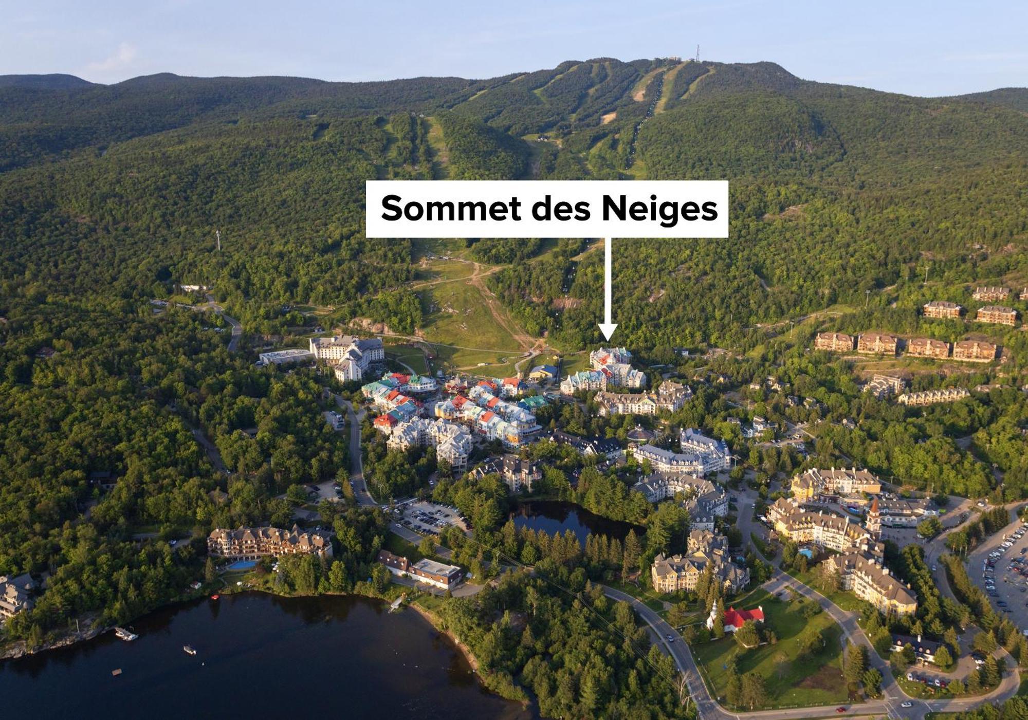 Sommet Des Neiges Hotel Монт-Тремблант Екстериор снимка