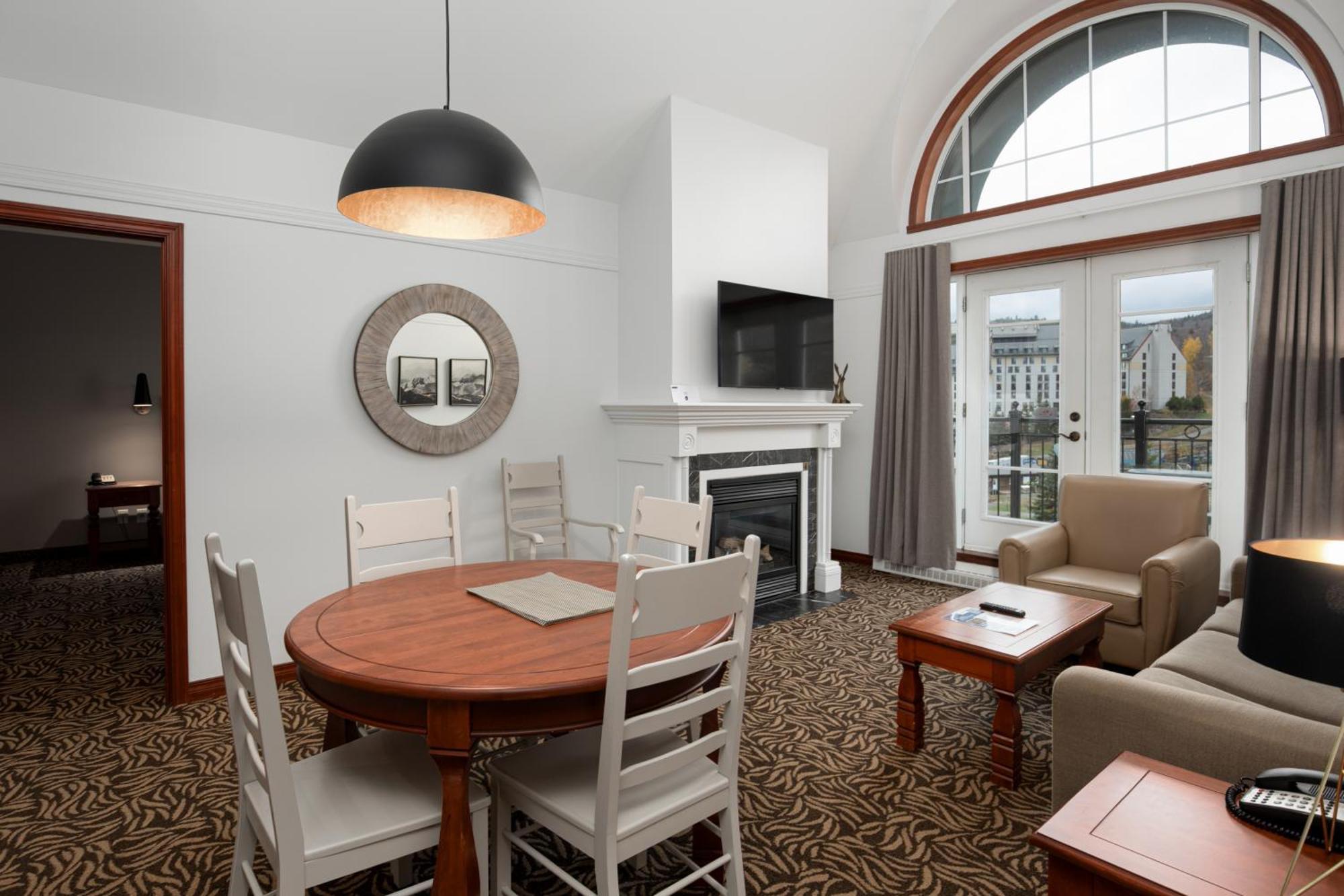 Sommet Des Neiges Hotel Монт-Тремблант Екстериор снимка